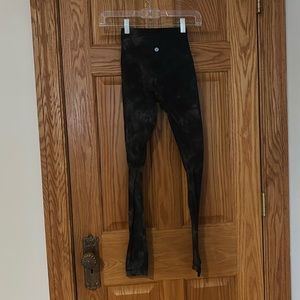 Lululemon align pant with pattern